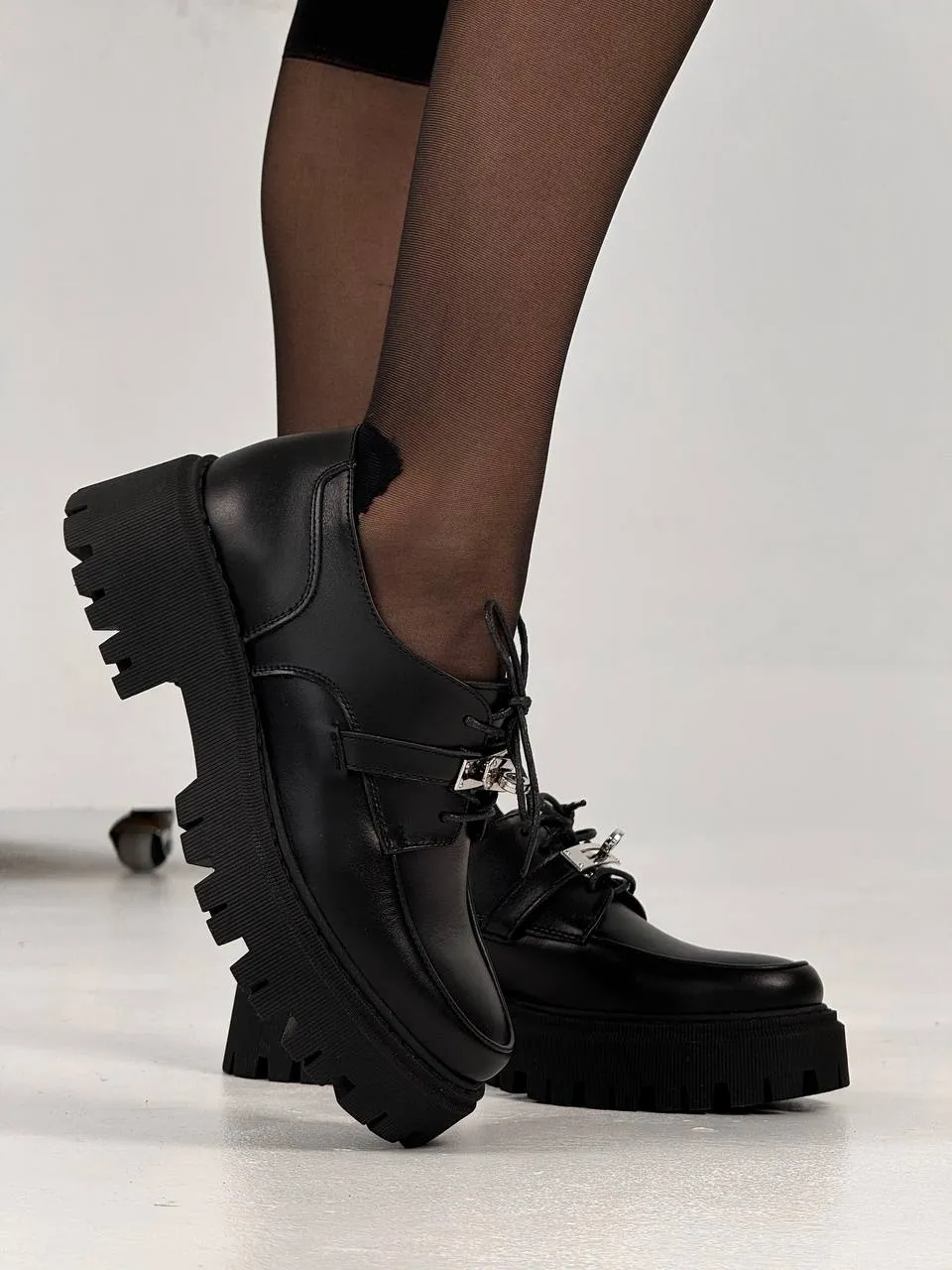 photo_5323273846842849330_y_11zon photo_5323273846842849330_y_11zon