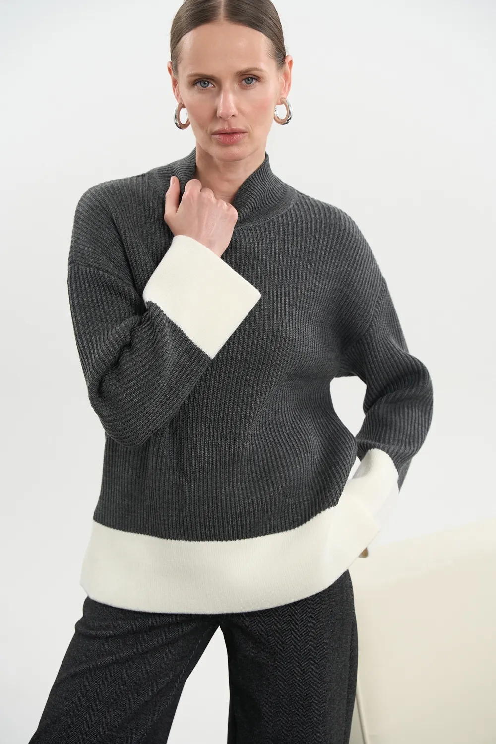 СВЕТР СМУЖКА З ВОВНОЮ В КОЛЬОРАХ/2823